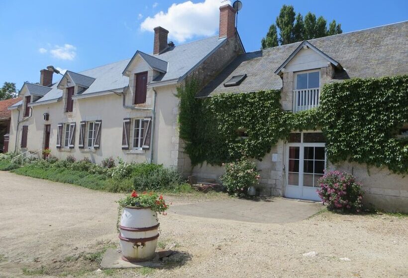 تختخواب و صبحانه La Ferme De L Isle Et Sa Roulotte