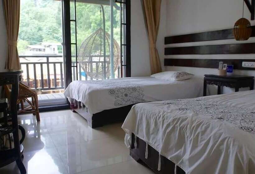 ホテル The Old Place In T Youth Hostel