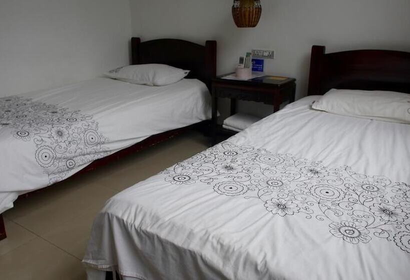 ホテル The Old Place In T Youth Hostel