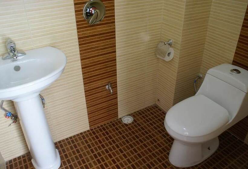 ホテル The Old Place In T Youth Hostel