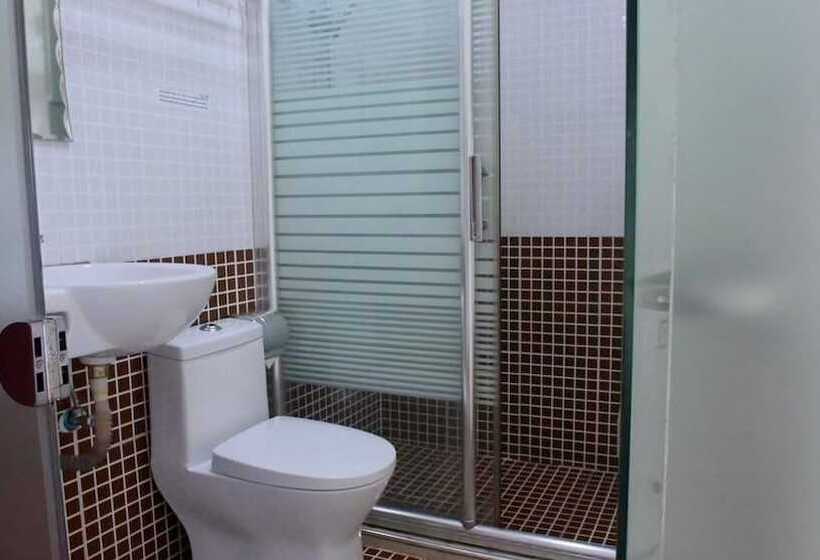 ホテル The Old Place In T Youth Hostel