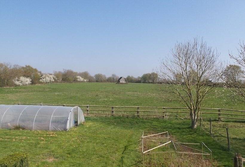 ベッドアンドブレックファースト Chambres D Hôtes   Les Vallées