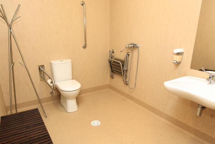 El Albergue Del Montero