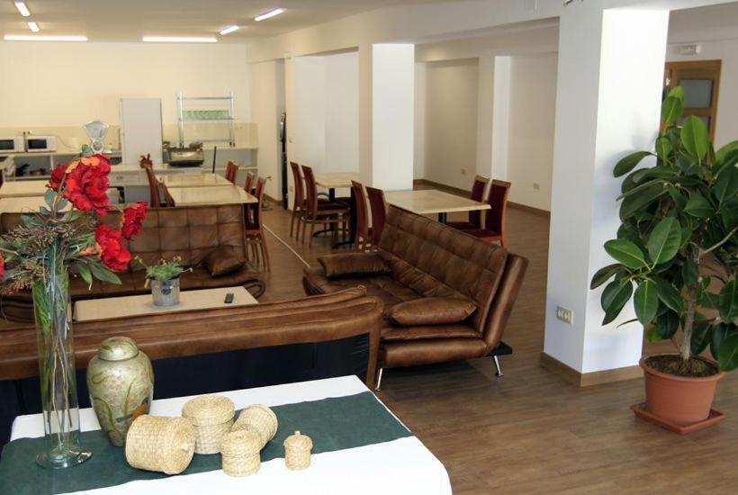 El Albergue Del Montero