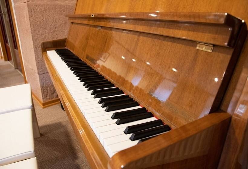 Отель Hôtellerie Du Couvent