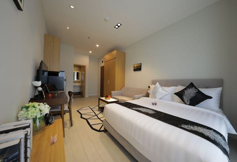 The View Serviced Residence 豪景日式酒店公寓