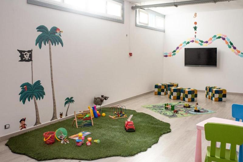 Hyde Park Lane Villas