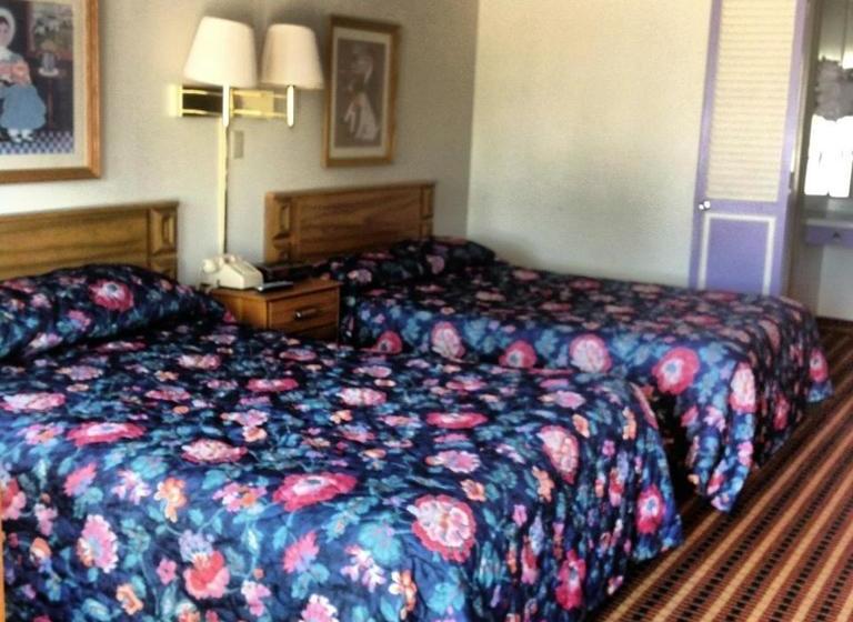 فندق على الطريق Relax Inn   Shelby