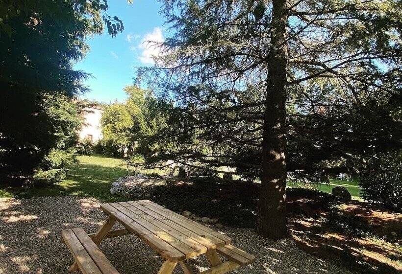 Пансион Gîte Le Papillon Le Cocon De Curson