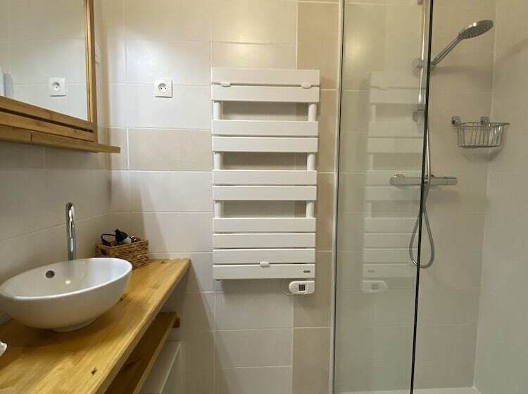 Пансион Gîte Le Papillon Le Cocon De Curson