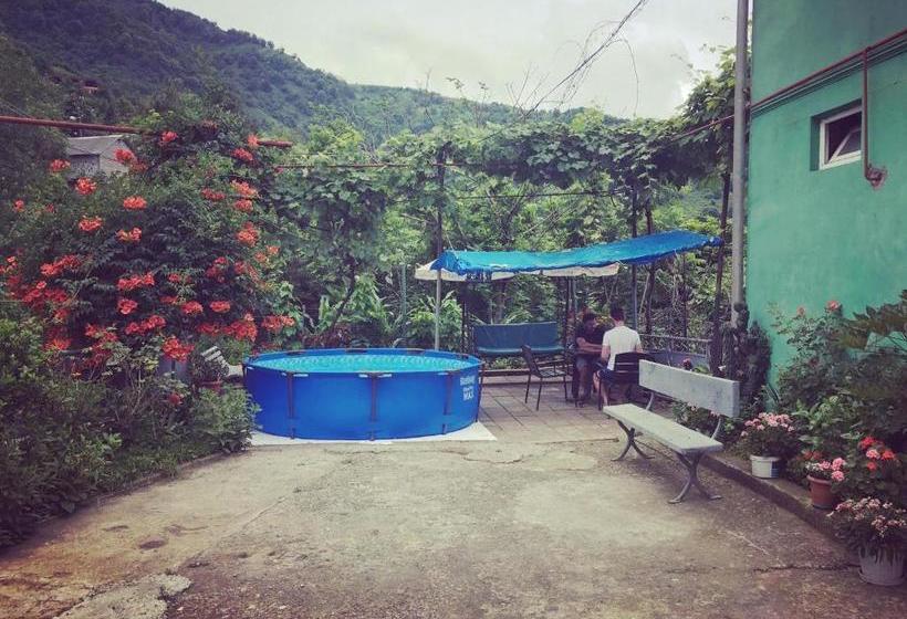 פנסיון Guest House Nona