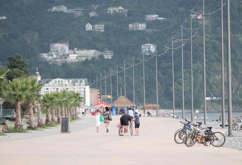 פנסיון Guest House Nona