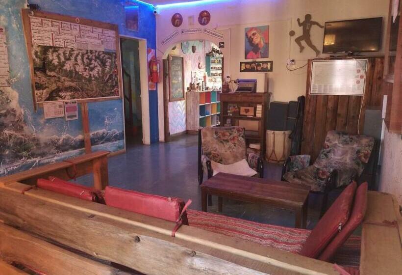 پانسیون Hostel La Casita Naranja