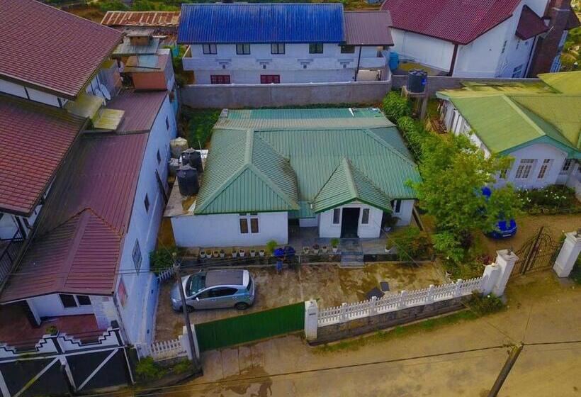 Пансион Zion White House