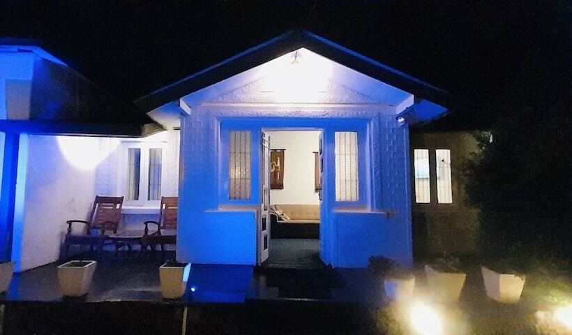 Пансион Zion White House