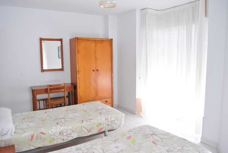 Apartamentos Turísticos Regollera