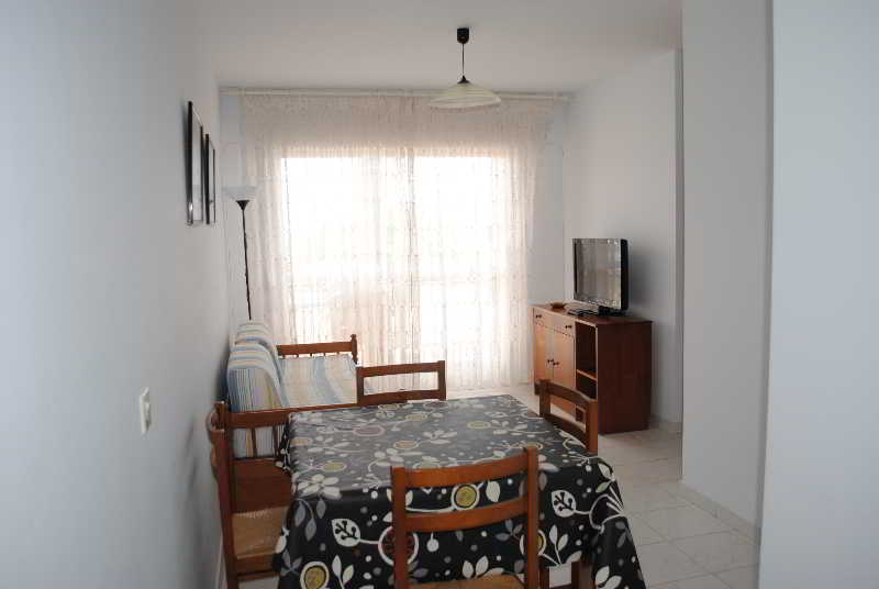 Apartamentos Turísticos Regollera