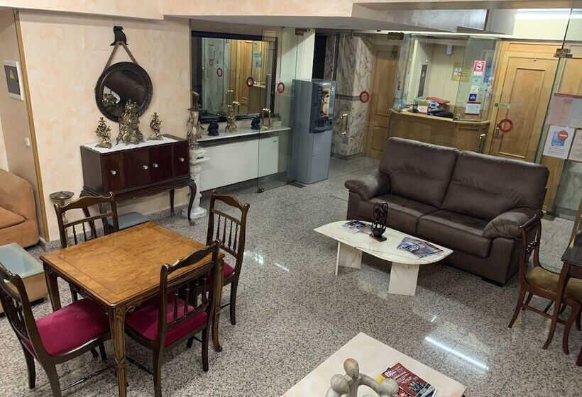 Hostal Juan Xxiii   Madrid Norte