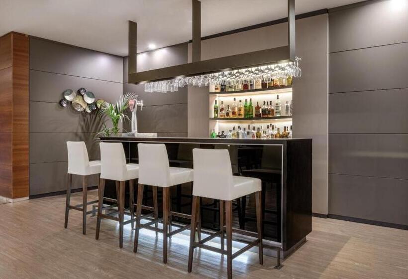 Ac Hotel Murcia By Marriott