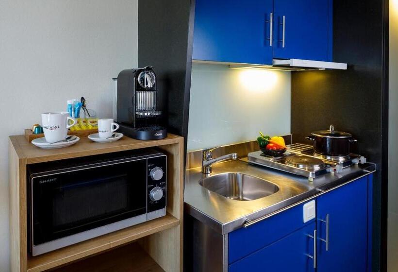 Отель Allegra Lodge