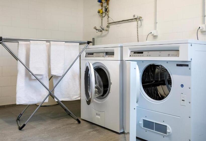 Отель Allegra Lodge