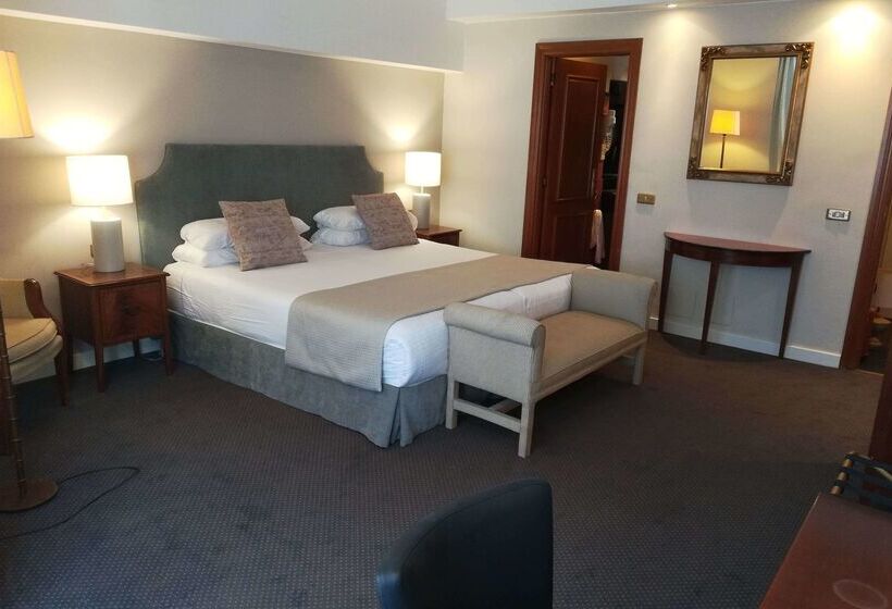 Отель Avenue Louise Brussels Trademark Collection By Wyndham