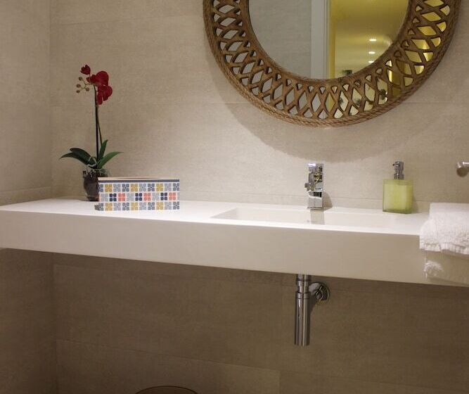 هتل Boutique Aquaria Caneliñas