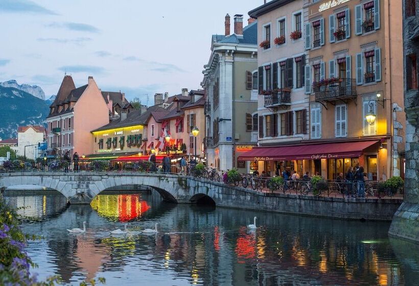 호텔 Campanile Annecy Cran Gevrier