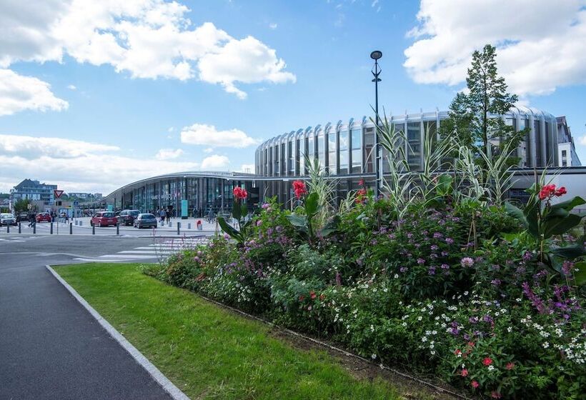 호텔 Campanile Annecy Cran Gevrier