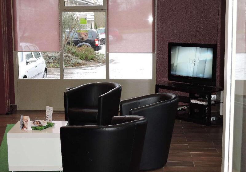 酒店 Campanile Hôtel Auch