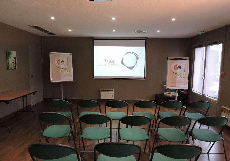 酒店 Campanile Hôtel Auch