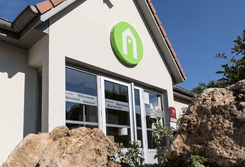 בית מלון כפרי Campanile Cergy Saint Christophe