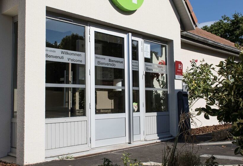 בית מלון כפרי Campanile Cergy Saint Christophe