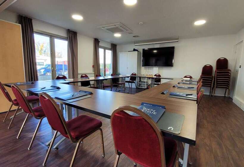 בית מלון כפרי Campanile Chambery