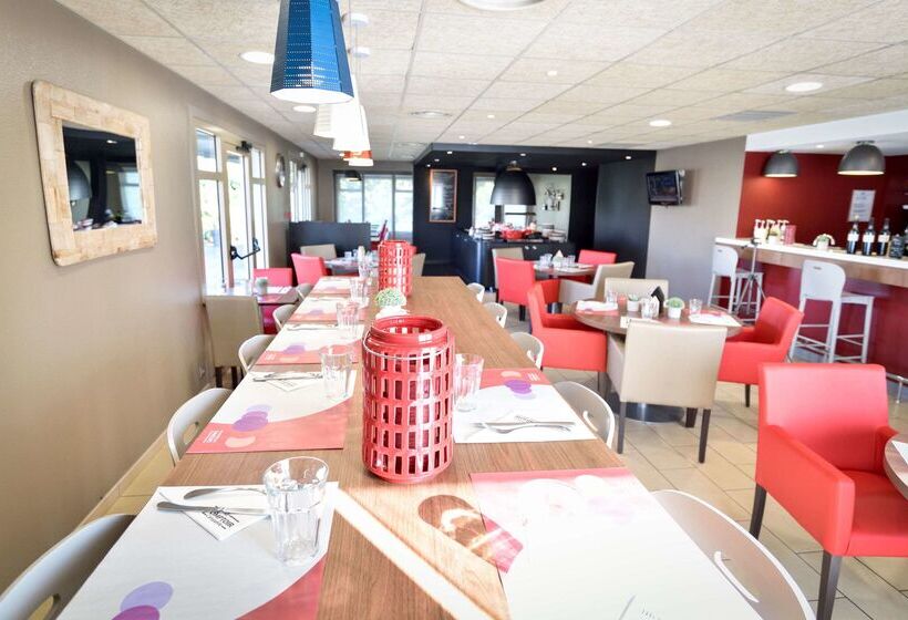 호텔 Campanile Clermont Ferrand ~ Riom