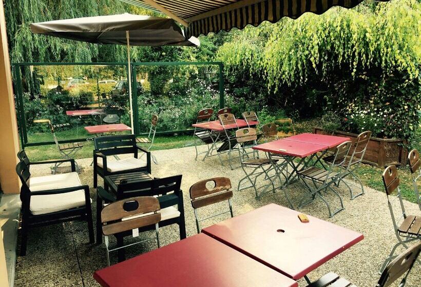 فندق Campanile Creil Villers Saint Paul