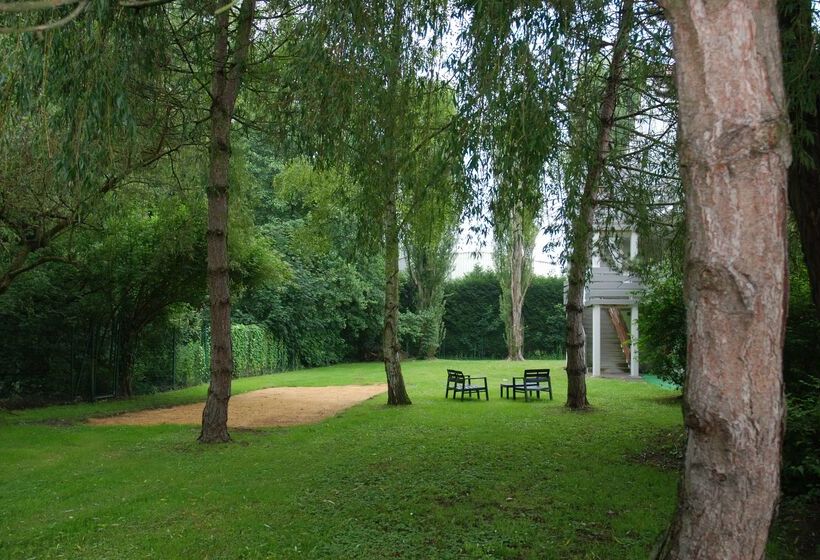 酒店 Campanile Creil Villers Saint Paul