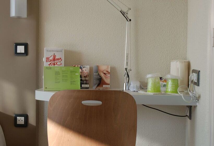 فندق Campanile Creil Villers Saint Paul