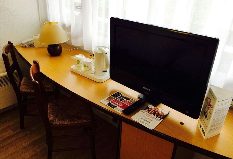 فندق Campanile Creil Villers Saint Paul