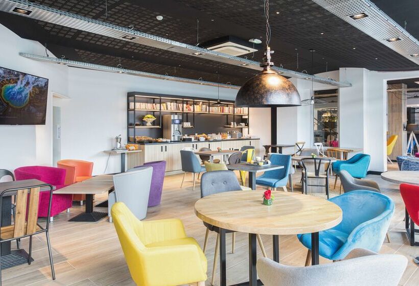 ホテル Campanile Epinal Centre  Gare