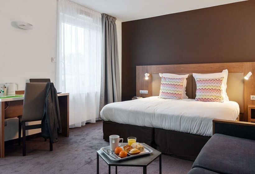 ホテル Campanile Epinal Centre  Gare