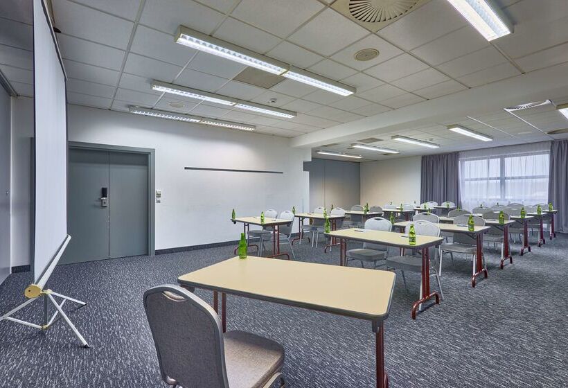 هتل Campanile  Katowice