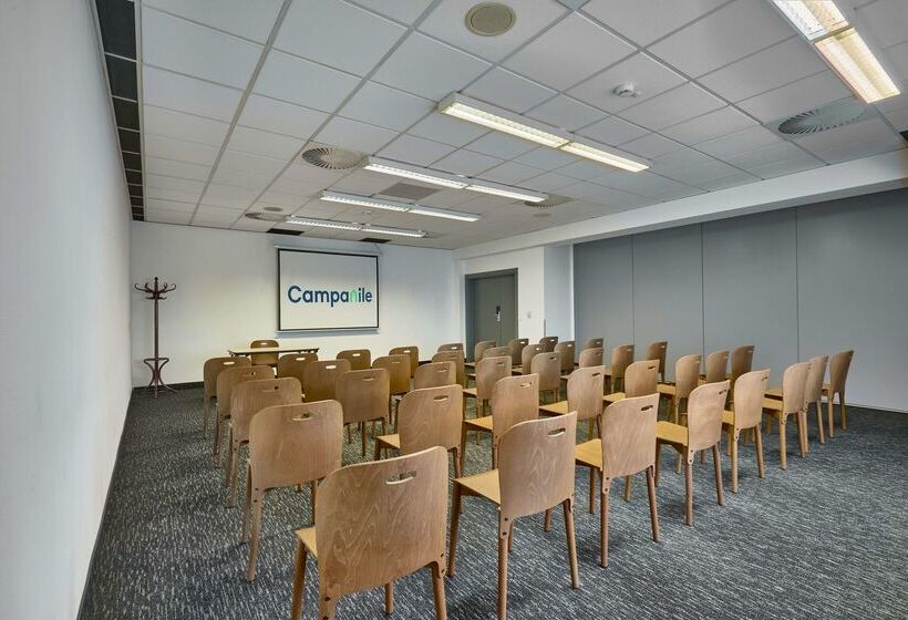 هتل Campanile  Katowice