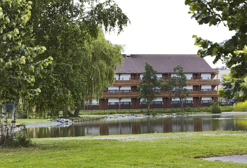 فندق Campanile Lille   Lomme