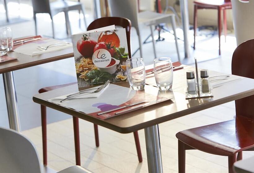 فندق Campanile Lille   Lomme