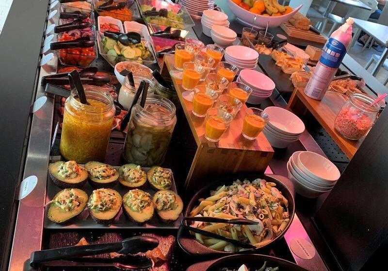 فندق Campanile Manosque