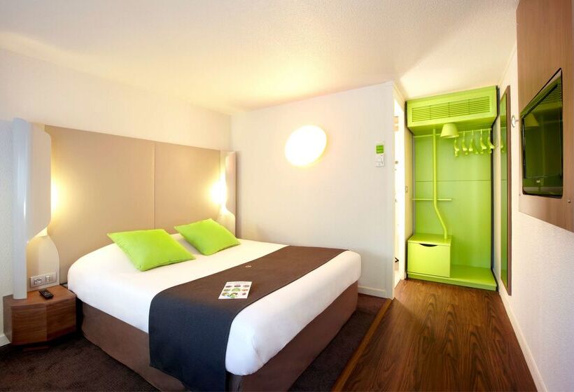 ホテル Campanile Orleans Nord Saran