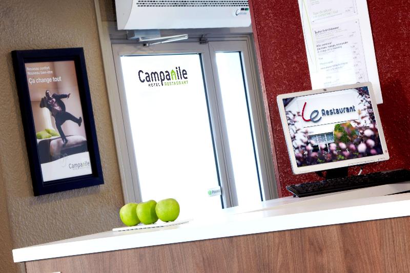 ホテル Campanile Orleans Nord Saran