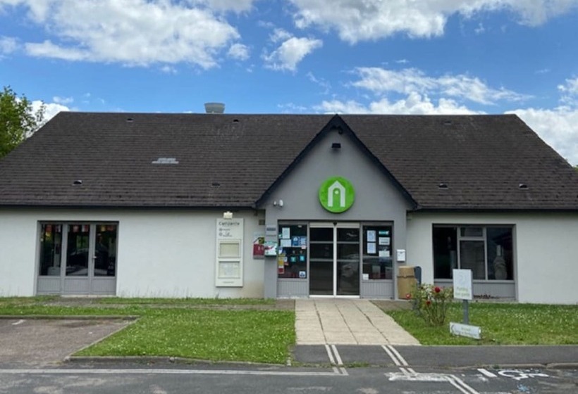 فندق Campanile Orléans Ouest ~ La Chapelle St Mesmin