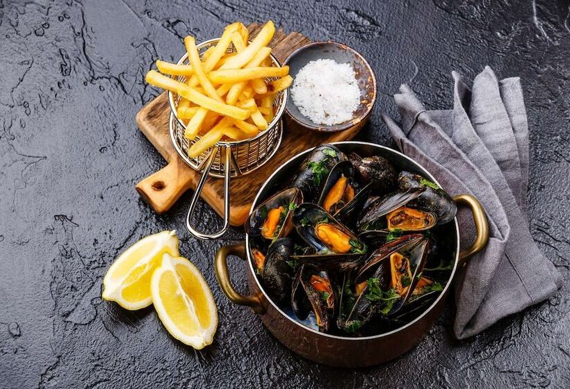 فندق Campanile Orléans Ouest ~ La Chapelle St Mesmin